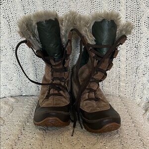 Brown Leather Winter Boots with Fur Lining